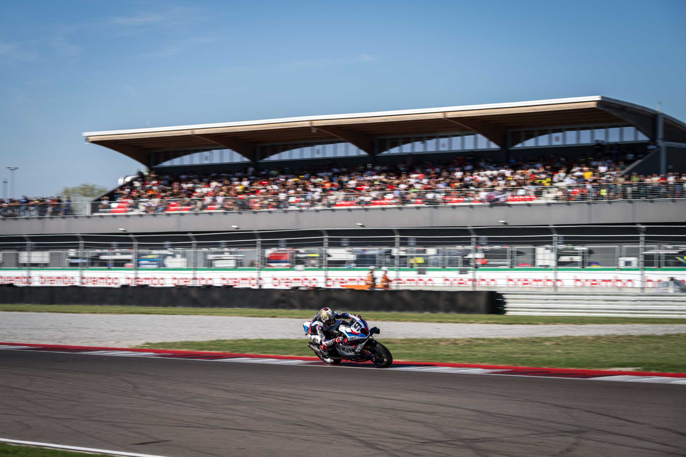 BMW Motorrad presenta la R 12 G/S como moto oficial del GS Trophy Competition